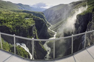 Fossli, ruta turística nacional en Hardangervidda - Hardangerfjord in a nutshell, Noruega