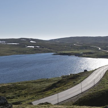 Hardangerfjord in a nutshell - Ruta turística nacional en Hardangervidda, Noruega