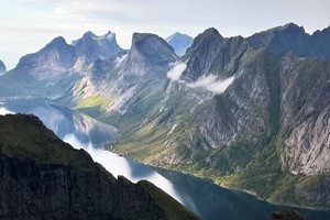 Majestetiske fjell - Lofoten i et nøtteskall