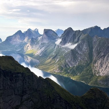 Majestätische Berge - Lofoten Islands in a nutshell, Norwegen