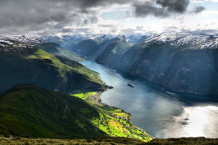 Sognefjorden i et nøtteskall™ & Hardangerfjorden i et nøtteskall™