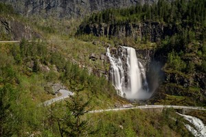 Experience the Skjervsfossen waterfall on the Great waterfall tour - Hardanger, Norway