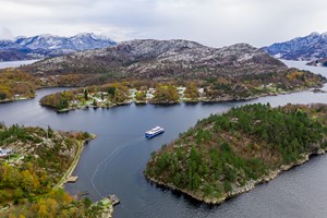 Lysefjorden i et nøtteskall - dronebilde av Lysefjorden - Stavanger