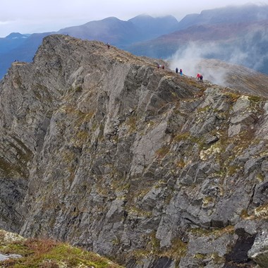 Opplev Romsdalseggen med Fjord Tours på UNESCO Geirangerfjord og Trollstigen turen