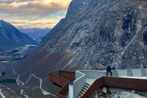 Erleben Sie Trollstigen mit Fjord Tours auf der UNESCO Geirangerfjord & Trollstigen Tour - Åndalsnes, Norwegen