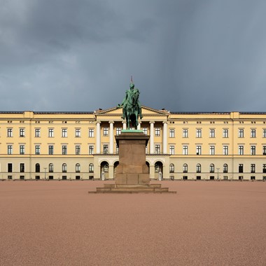 El Palacio Real de Oslo, Noruega, Norway in a nutshell® familiar