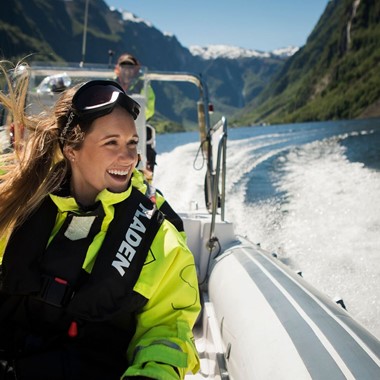 Erleben Sie die Heritage Fjord Safari auf dem Norway in a nutshell® tour von Fjord Tours