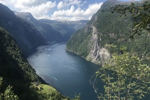 Geirangerfjord cruise & Hike to Skageflå