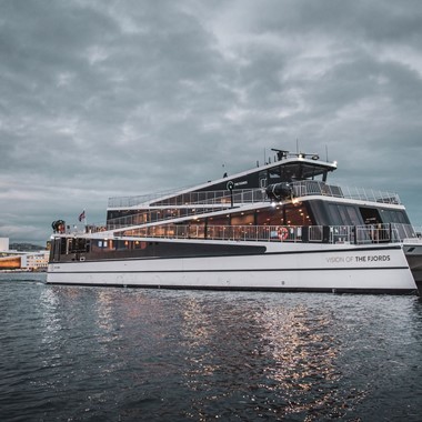 Nyt et Elektrisk fjord cruise til Drøbak fra Oslo