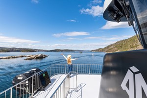 Elektrische Fjordkreuzfahrt mit LEGACY OF THE FJORDS auf dem Oslofjord nach Oscarsborg - Auf dem Weg aus dem Oslofjord