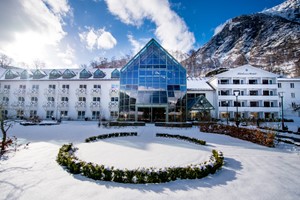 Opplev Fretheim Hotel i Flåm på Norge i et nøtteskall® vintertur fra Fjord Tours