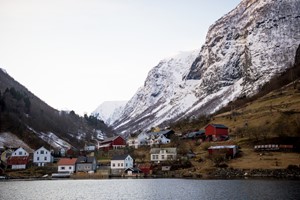 Erleben Sie Undredal mit Fjord Tours auf dem Sognefjord in a nutshell Wintertour - Undredal, Norwegen